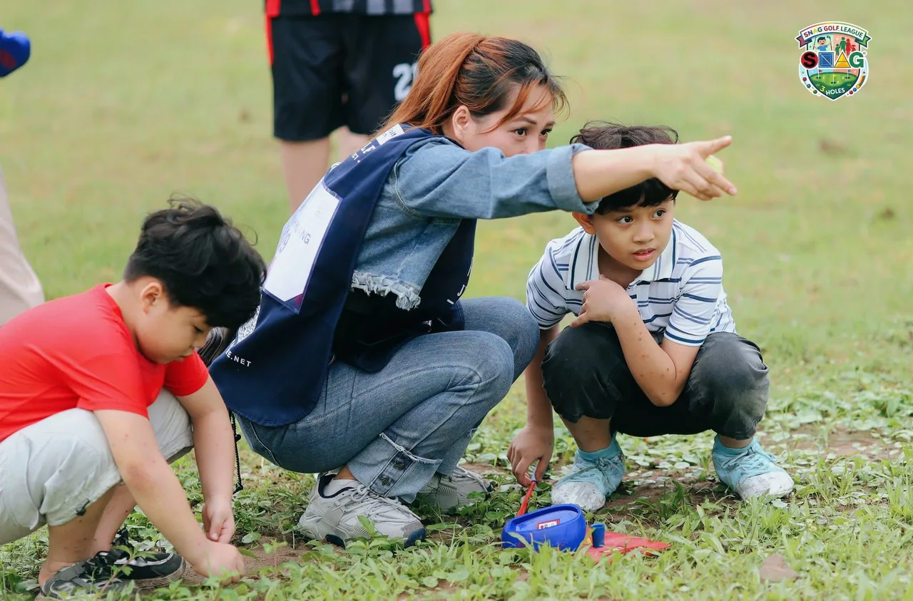 Caddie phụ huynh: Trái tim của SnagGolf League - Caddie phụ huynh không cần chuyên nghiệp