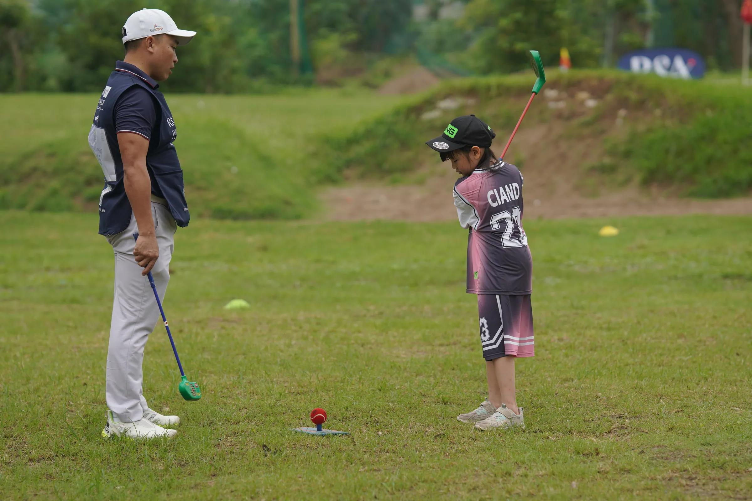 Gậy SNAG khác gì gậy Golf Truyền thống? Vì sao giúp người mới dễ học hơn